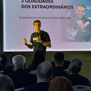ÚLTIMOS INGRESSOS 🎟️ | Palestra de César Cielo em Tijucas está perto de esgotar