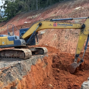 Obras no Morro do Encano avançam para nova etapa e se aproximam da pavimentação