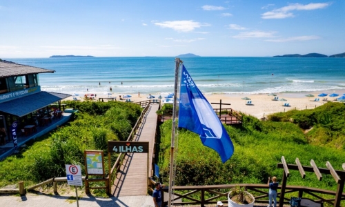 BANDEIRA AZUL 🏖️ | Dez praias da região receberão selo internacional de qualidade ambiental