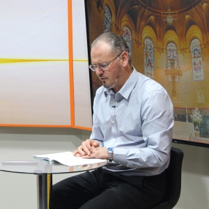 Padre Elizandro Scarsi conduz inspirador momento de fé e bênção nesta quarta-feira, 14 de outubro