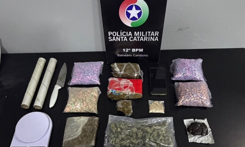 Confissão durante abordagem policial expõe depósito com 4 mil comprimidos de ecstasy em BC