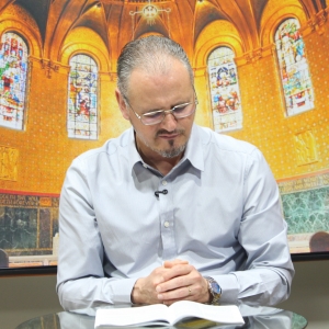 Padre Elizandro Scarsi conduz inspirador momento de fé e bênção nesta sexta-feira,16 de outubro