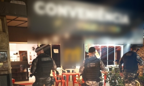 Suspeito tenta enganar PM com nome falso e acaba preso por dois crimes em Bombinhas