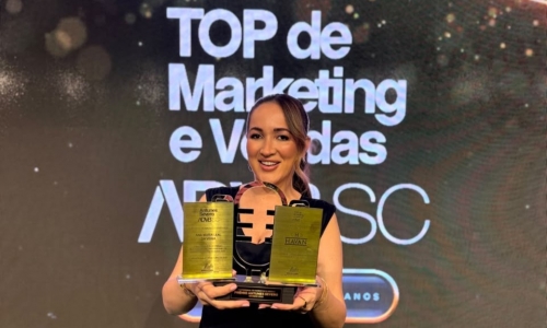 Gerente de marketing da Havan, natural de Tijucas, conquista tradicional premiação 