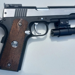 Abordagem policial termina com arma de fogo falsa apreendida