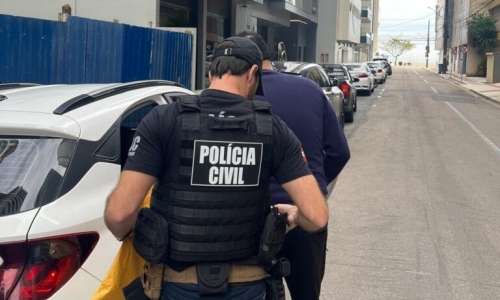 Grupo que usava falso bilhete premiado para enganar idosos é alvo de operação policial em SC e RS