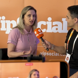 APERTE O PLAY | Claudiane Feller participa da programação da Feira do Eletricista com palestra