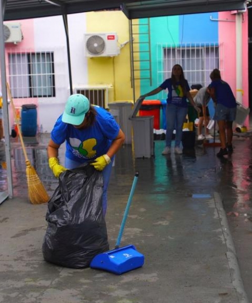 Força-tarefa corre contra o tempo para início das aulas