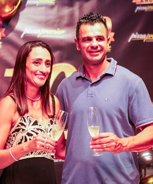 Pizza Premier celebra 10 anos com promoções especiais