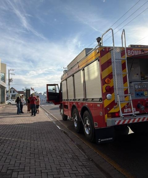 Princípio de incêndio atinge Secretaria de Obras de Tijucas