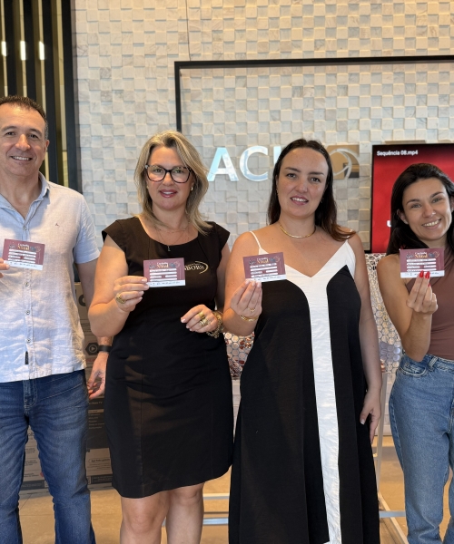 Sorteio da campanha Carimba que é Natal é realizado pela ACIT/CDL de Tijucas