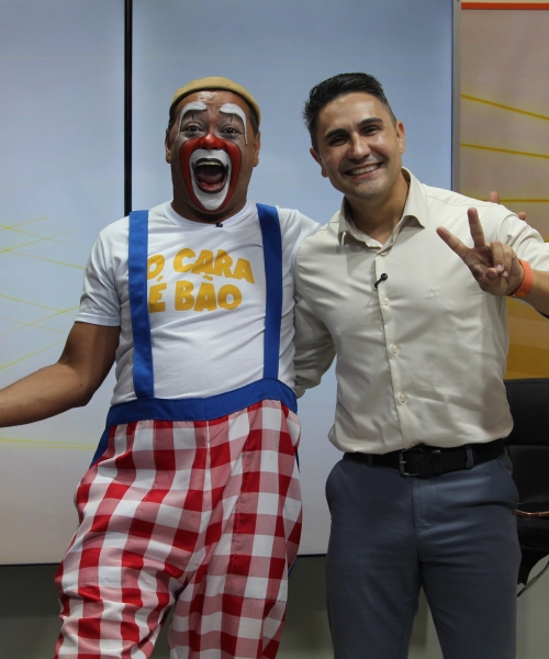 Palhaço Birita faz participação especial no Jornal Vip