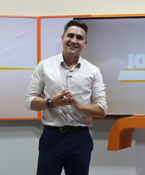 Seu resumo do meio-dia começa no Jornal Vip desta terça-feira, 17 de março