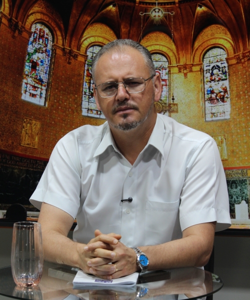 Assista a mensagem do Tarde de Fé desta terça-feira, 17 de março, com Padre Elizandro Scarsi