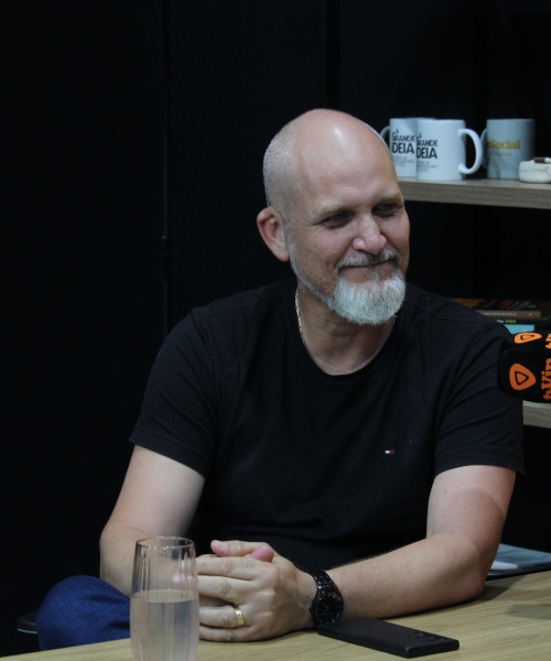 Podcast VIP recebe Pastor Ricardo, da Peniel Tijucas, em conversa inspiradora