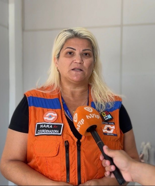 Chuvas marcam encerramento do verão e deixam ruas alagadas