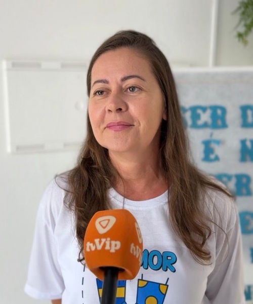 Escolas aderem meias coloridas no Dia da Síndrome de Down 