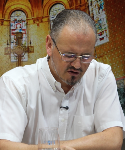 Mensagens de fé e oração com Padre Elizandro para sua terça-feira, 31 de março