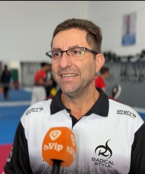 Técnico e atletas de Tijucas viajam para campeonato mundial de Taekwondo