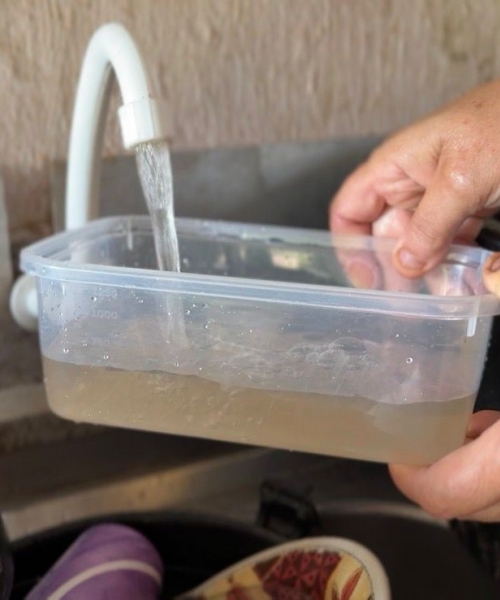 Moradores do bairro Moura denunciam problemas com água em Canelinha