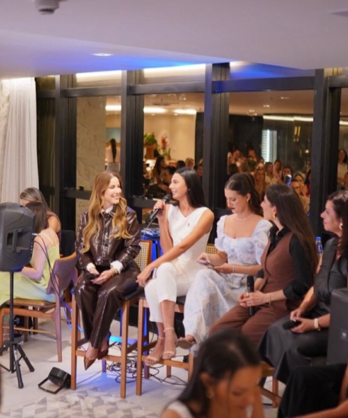 Mulheres por Mulheres club celebra 4 anos com talk especial 