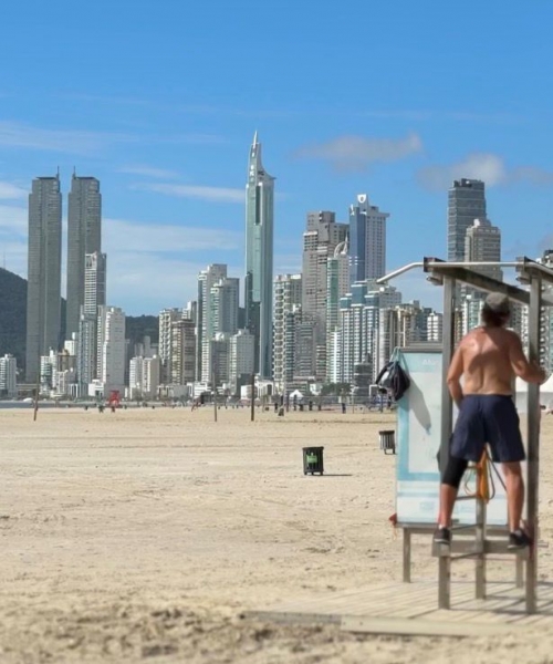 Comerciantes de BC se desdobram durante a baixa temporada 