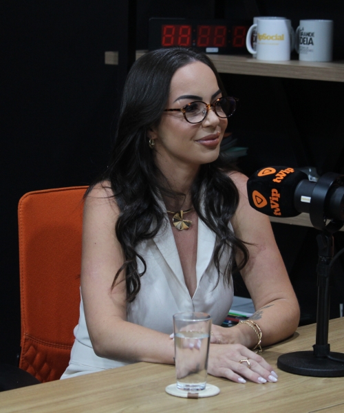 Podcast Vip conversa com Dra. Samara sobre sua história na odontologia