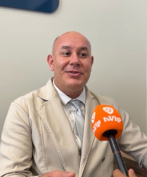 SORRISO CAMPEÃO | Consultório odontológico está a mais de 20 anos transformando sorrisos
