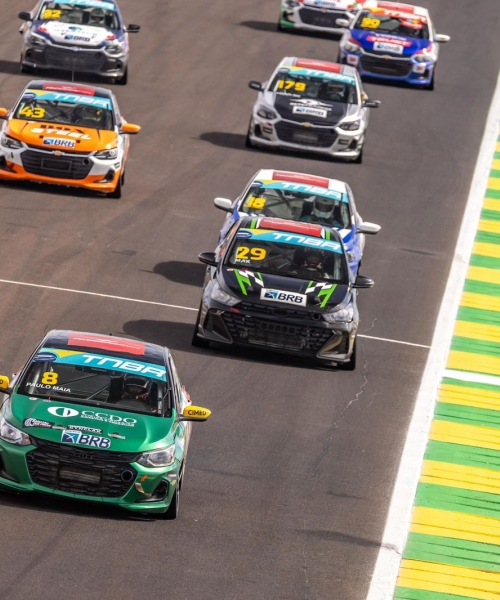 Paulo Maia sobe ao pódio em Goiânia e se destaca entre os novatos