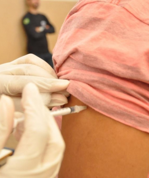 DIRETO DA REDAÇÃO | Vacina contra gripe chega a toda população de Itapema