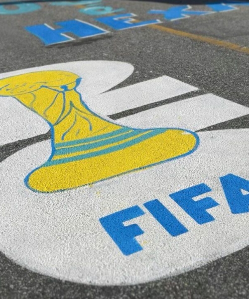 Ruas de Tijucas são decoradas com tema de Copa do Mundo