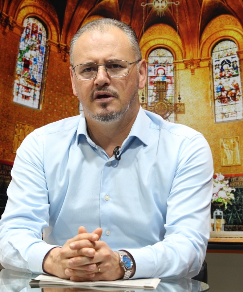  Ouça a mensagem de esperança desta segunda-feira 22  de junho, com Padre Elizandro Scarsi