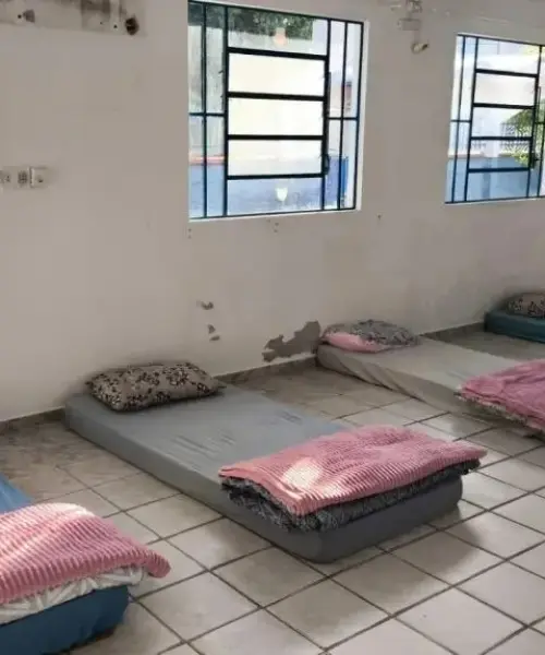 Direto da redação | Frente fria liga alerta e aciona abrigo noturno para pessoas em situação de rua
