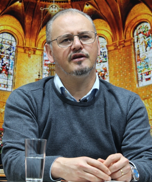 Mensagens de fé e oração com Padre Elizandro para sua terça-feira, 30 de junho