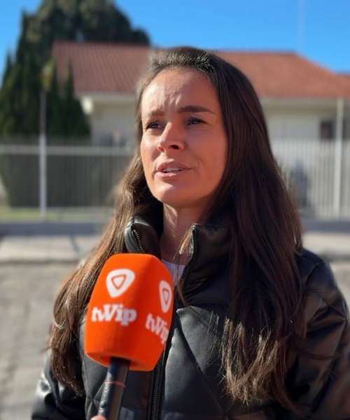 Escola de Itapema reúne ração para doar a aldeia indígena que cuida de 50 cães