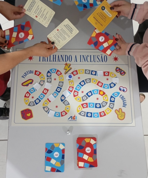 Jogo de Tabuleiro promove inclusão e combate o capacitismo 