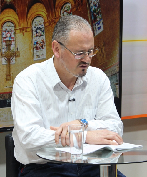 Mensagens de fé e oração com Padre Elizandro para sua terça-feira, 28 de julho