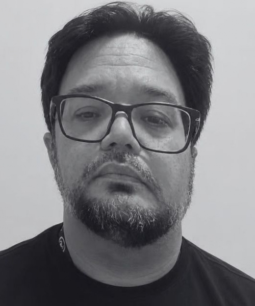 Servidor público é morto pelo filho adotivo dentro de casa
