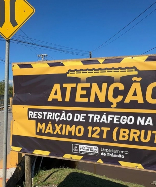 Trânsito para veículos pesados é suspenso em ponte que liga Tijucas a Porto Belo