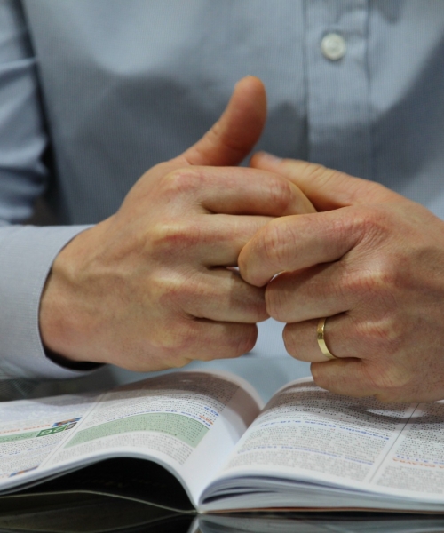Mensagens de fé e oração com Padre Elizandro para sua terça-feira, 22 de setembro