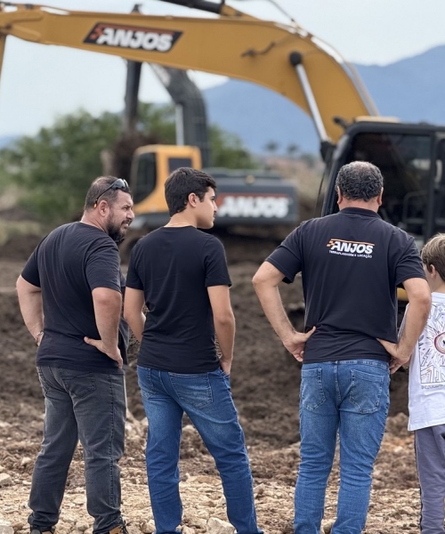 Máquinas começam a trabalhar em terreno e Havan de Tijucas começa a ganhar forma