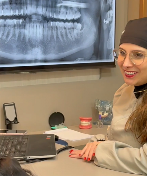 MINUTO ODONTO | Fio dental antes ou depois da escova?