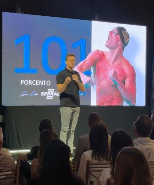 MOTIVAÇÃO | Palestra com César Cielo aconteceu em Tijucas na última quarta-feira