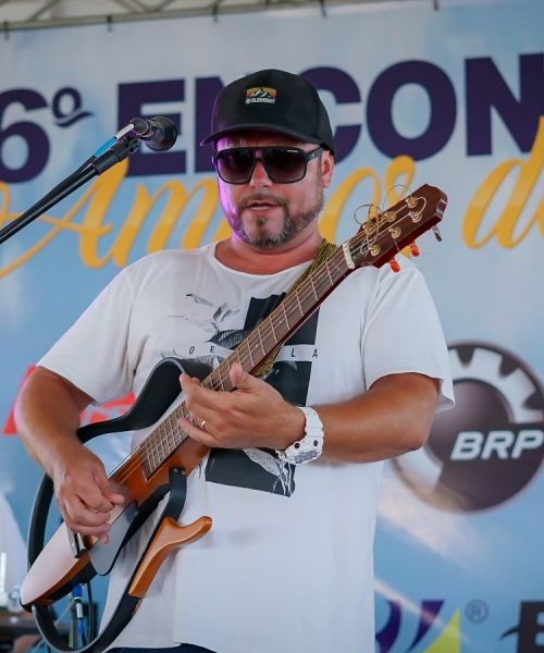 Músico da região morre em grave acidente na BR-101