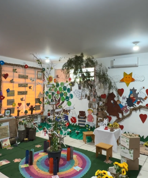 EDUCAÇÃO | Varal Literário acontece nas escolas municipais de séries inicias